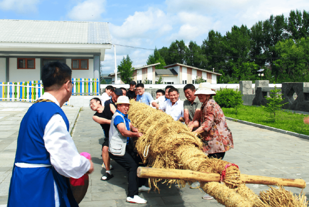 凝聚村民情感 促进乡风文明——安图县“秋季村晚”魅力呈现