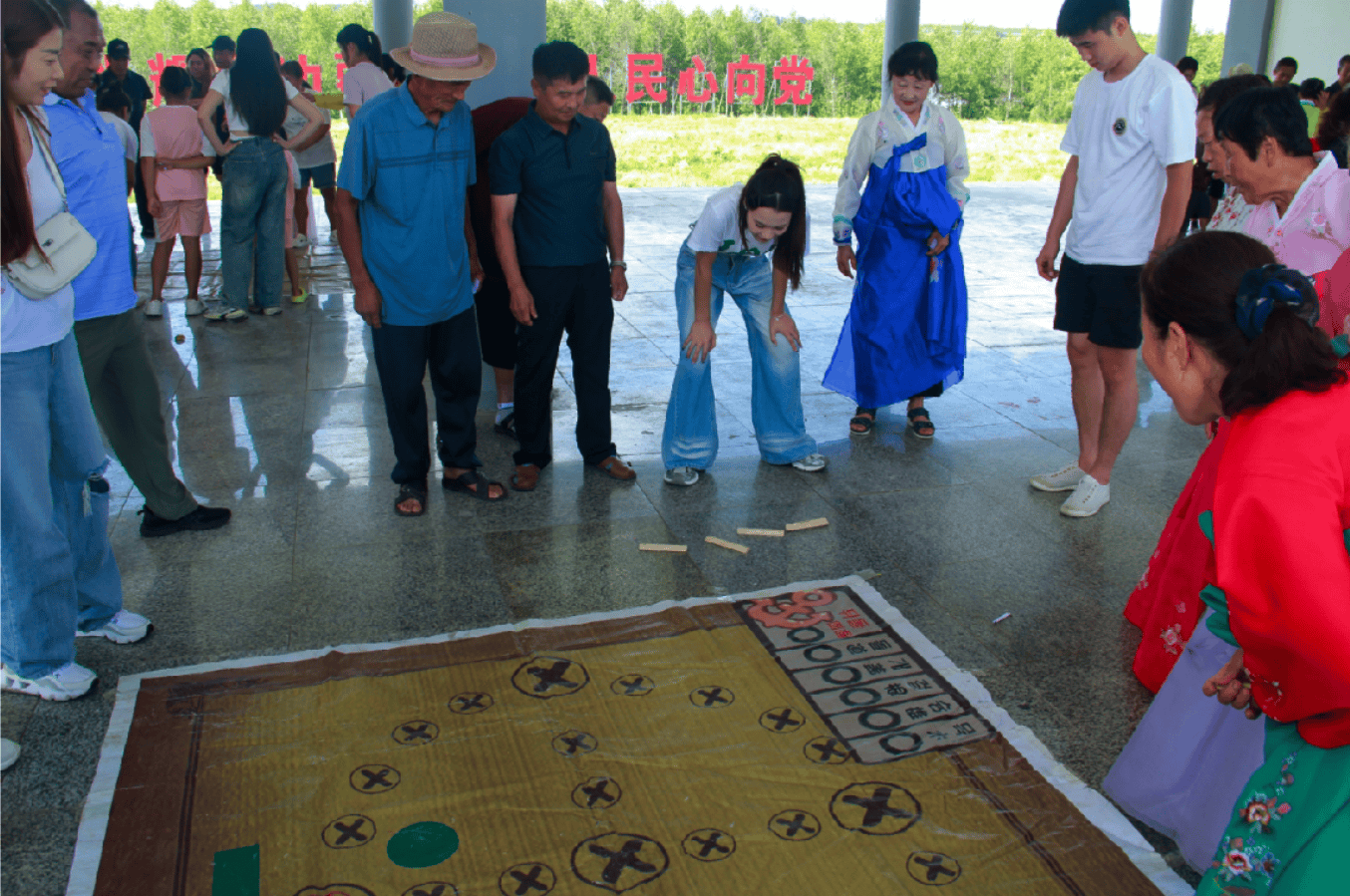 凝聚村民情感 促进乡风文明——安图县“秋季村晚”魅力呈现